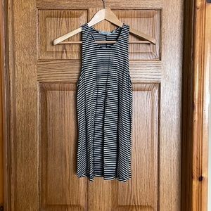 Set of 2 flowy racer back Athleta tanks